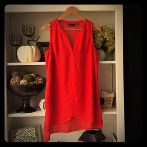 Versona sleeveless tunic